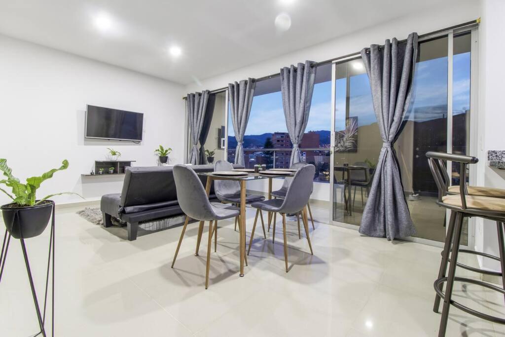 Amplio Apartamento En Calasanz - Estadio Медельин Экстерьер фото